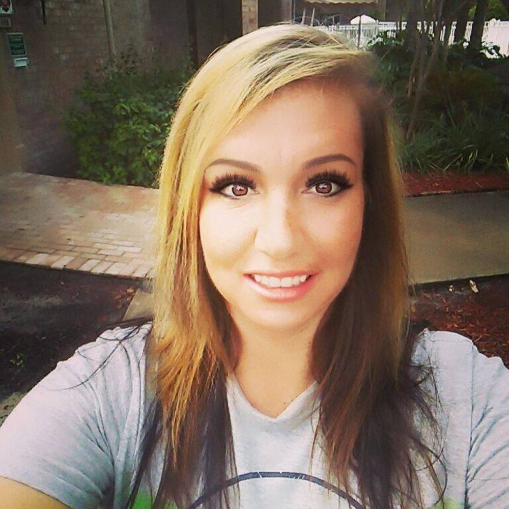 Meet your Posher, Nicole